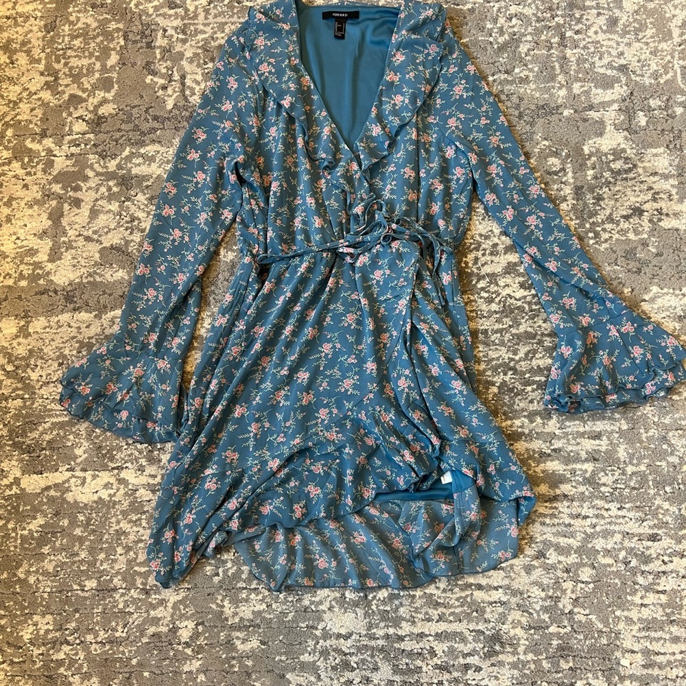 Forever 21 Blue Floral wrap Dress